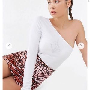 Y2k Crop top bany phat size medium white